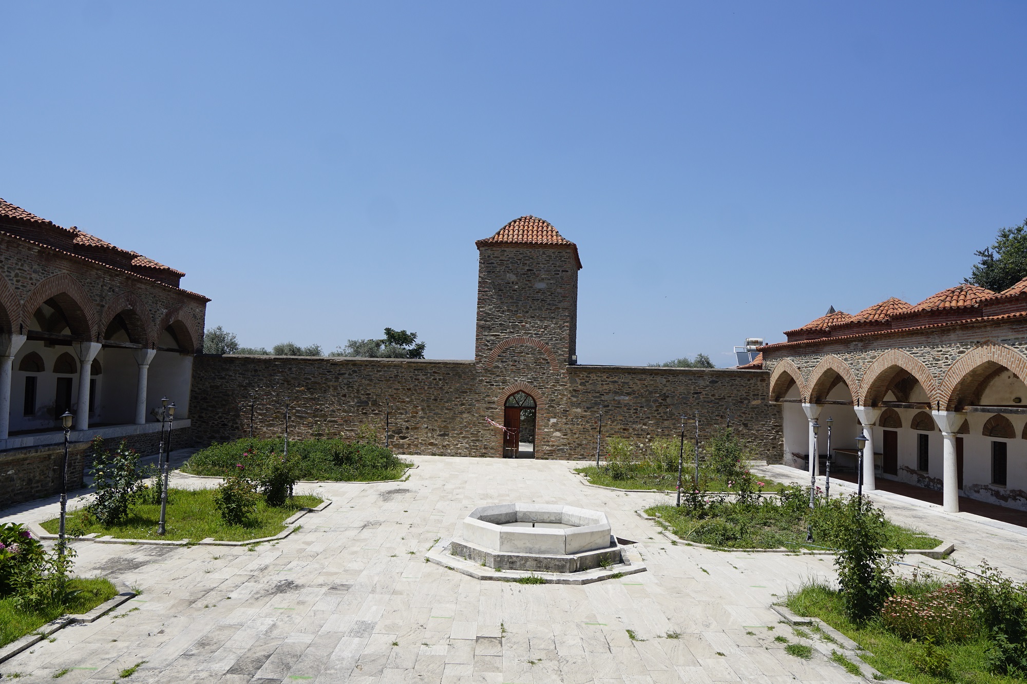 Yavukluoğlu Camii ve Külliyesi
