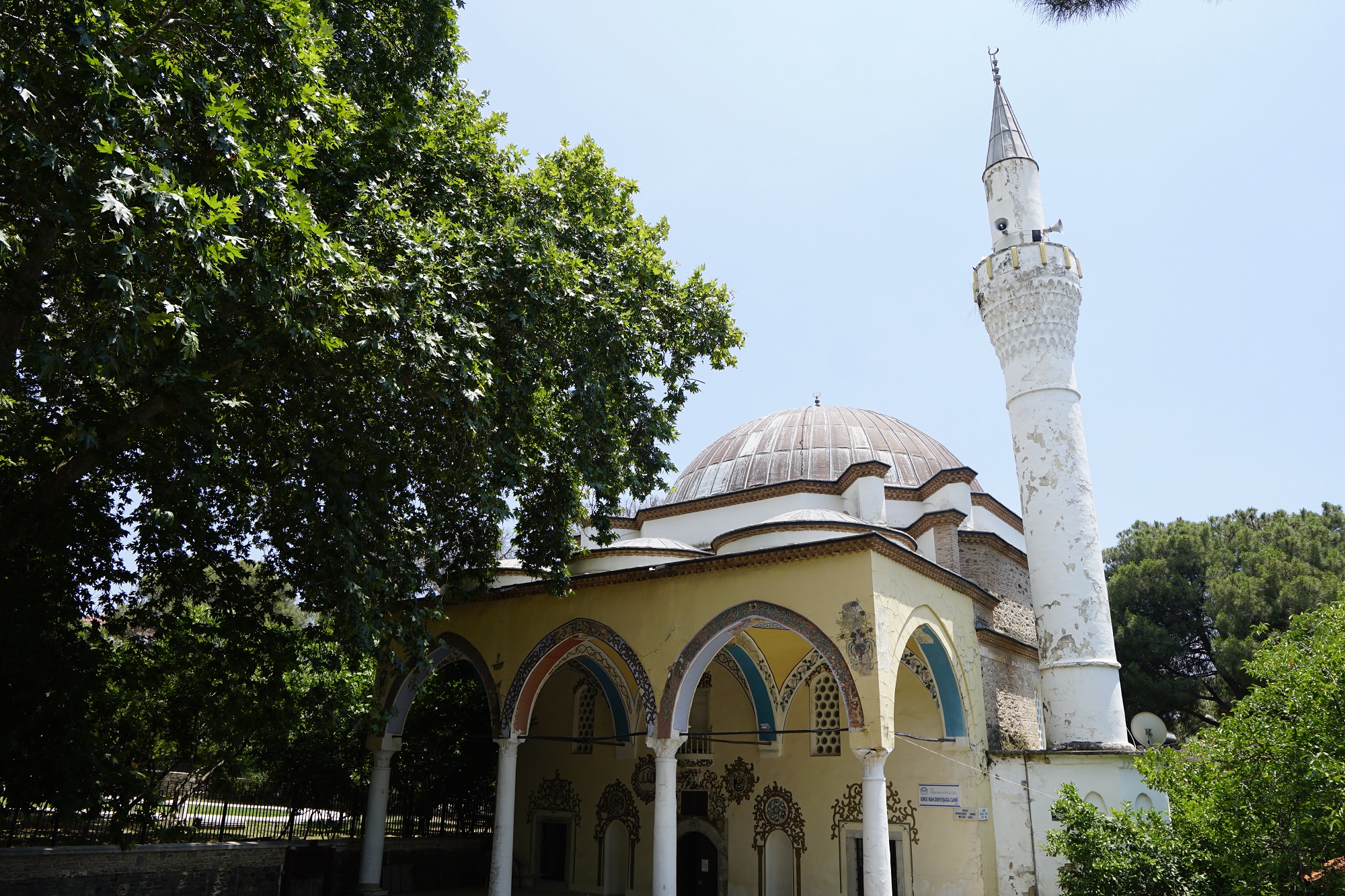 Birgi Dervişağa Camii